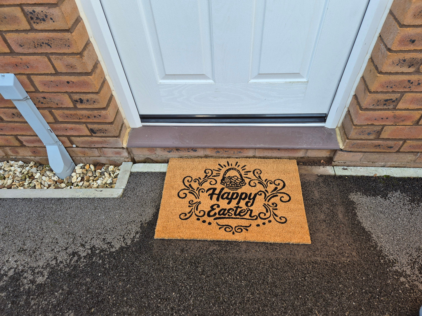 Doormat 60cm x 40cm - 'Happy Easter' - Absorbent Coir Mat for Indoor Outdoor
