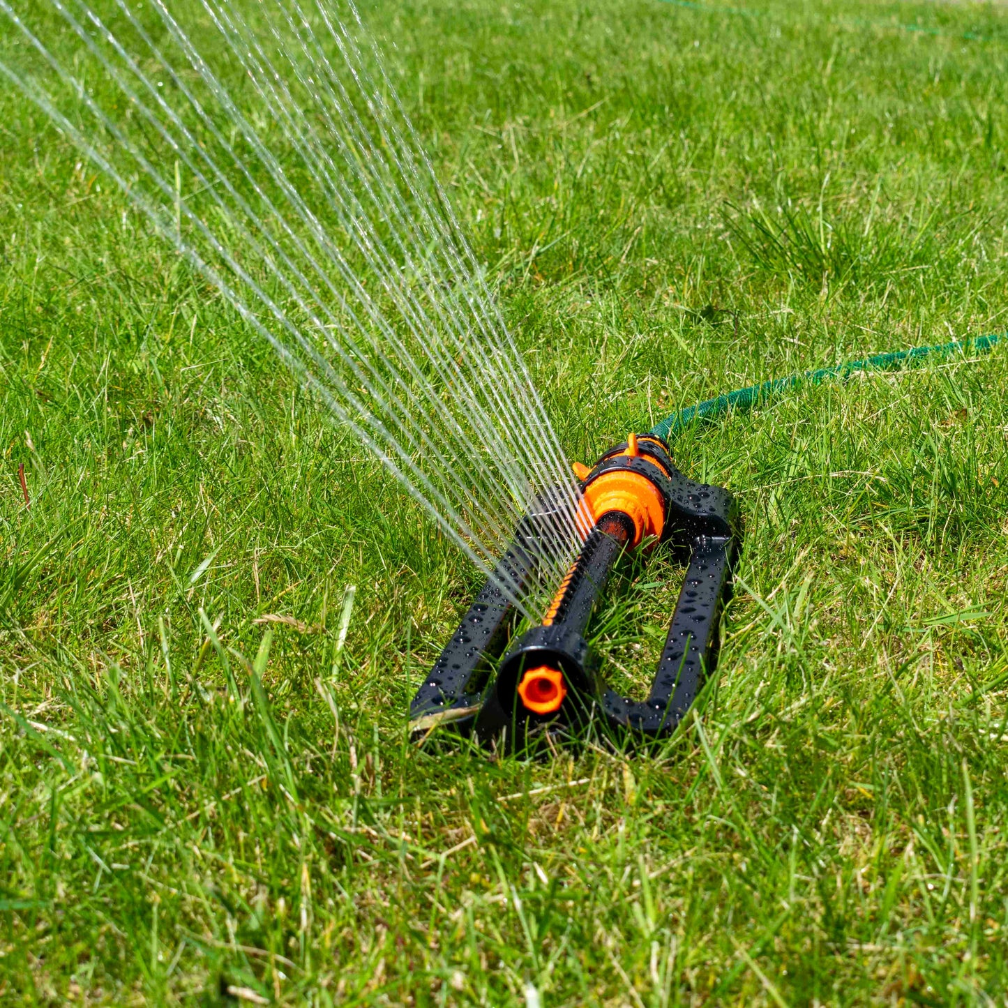 Compact Oscillating Sprinkler Eco Line Garden Hose Pipe DIY Workshop Accessory