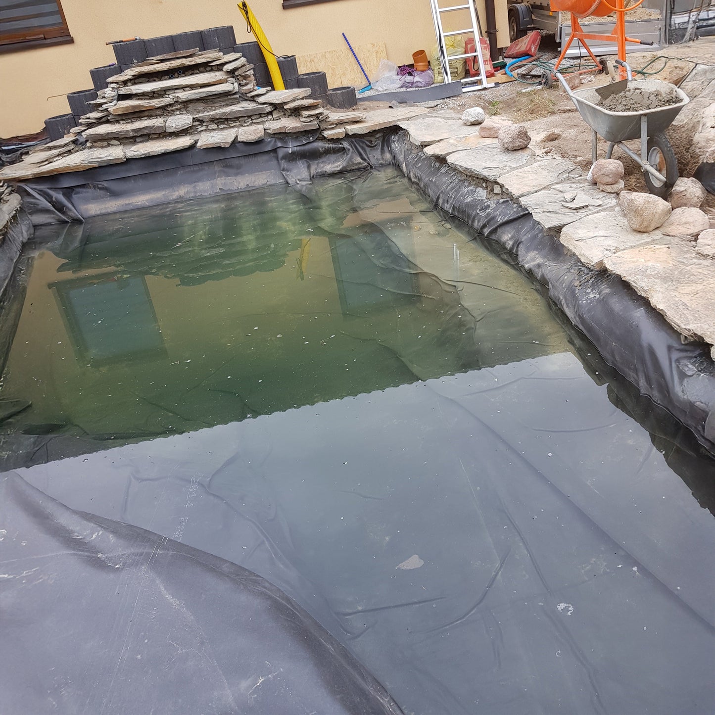 AP Supplies Pond Liner 900gsm EPDM with Underlay - 3m x 3m