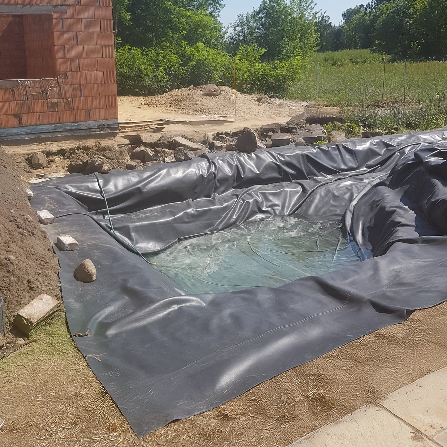 AP Supplies Pond Liner 900gsm EPDM with Underlay - 10m x 10m