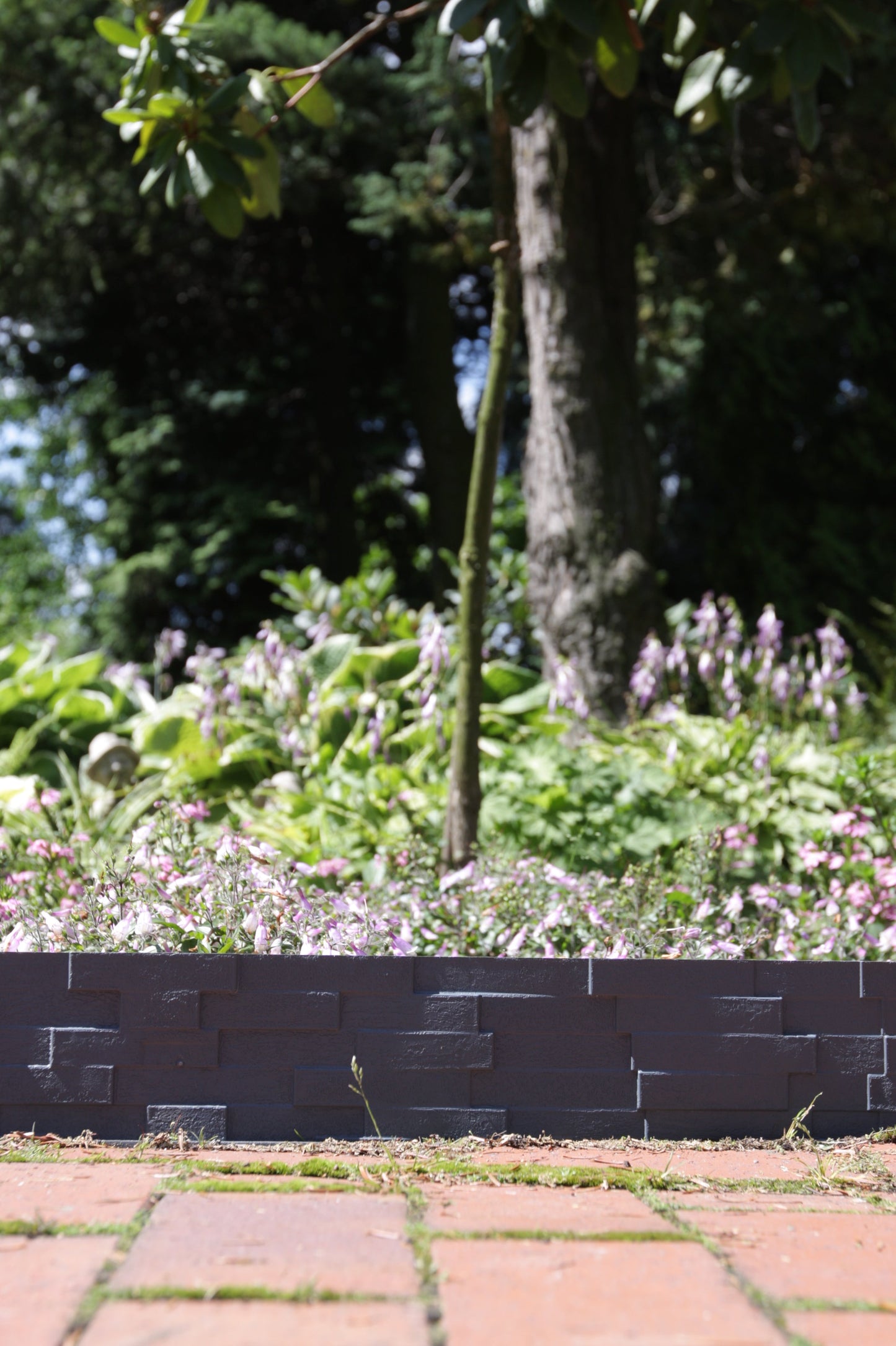 Lawn Edging, Plastic Palisade Slate Effect, 2.38m, Brown for Home and Garden Use