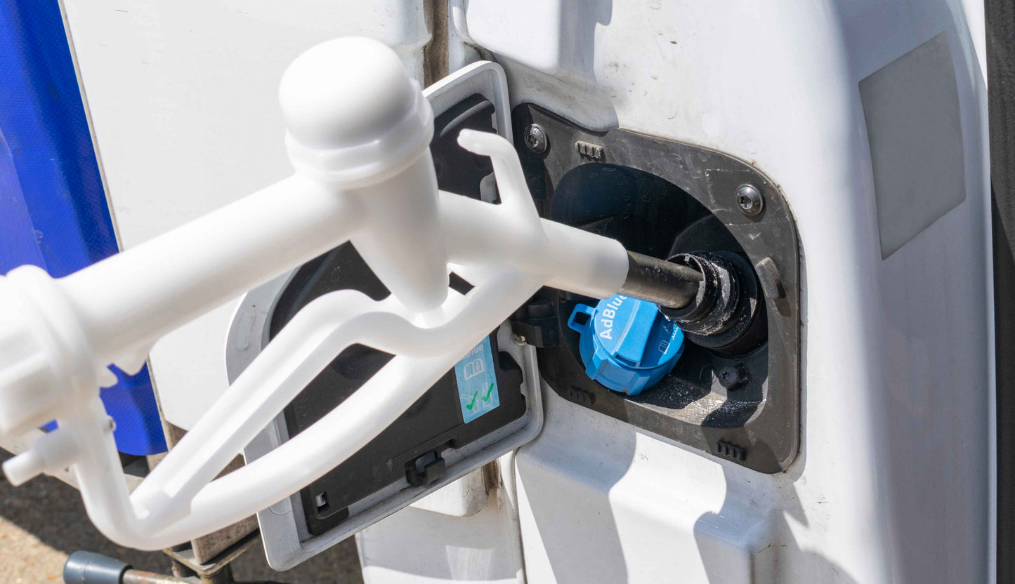 Fuel Gun White 1in Barb Inlet - Metal Outlet Barb Connector Car Winter Essential