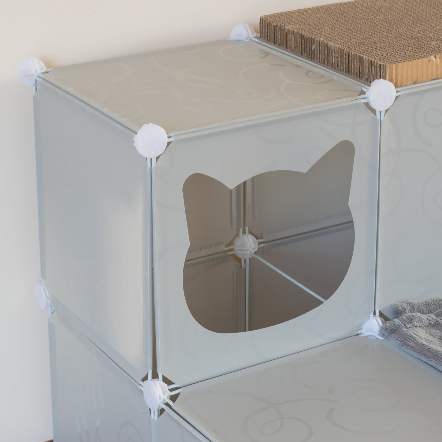Kitty Cubby Cat Cube Play Tower MAXI Weatherproof Cover Pet and Pond Supply