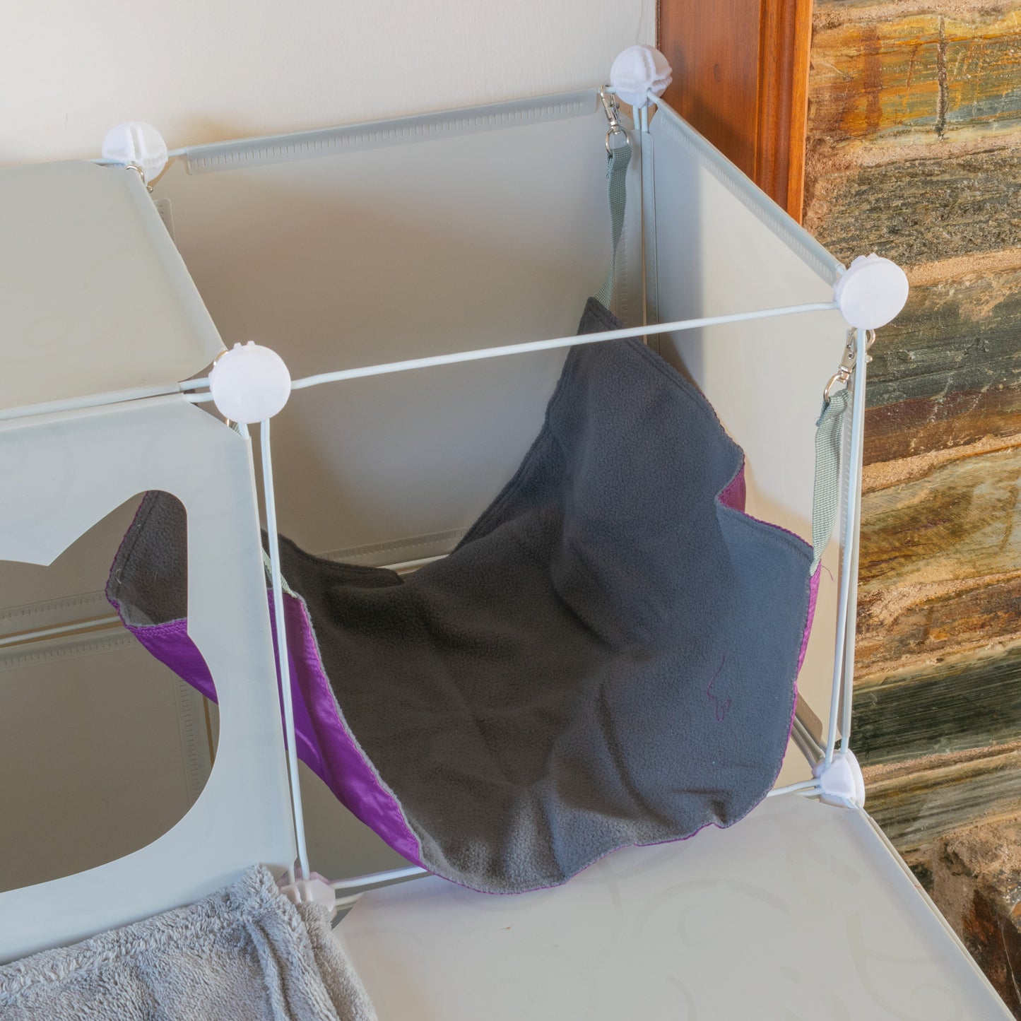 Kitty Cubby Cat Cube Play Tower MAXI Weatherproof Cover Pet and Pond Supply