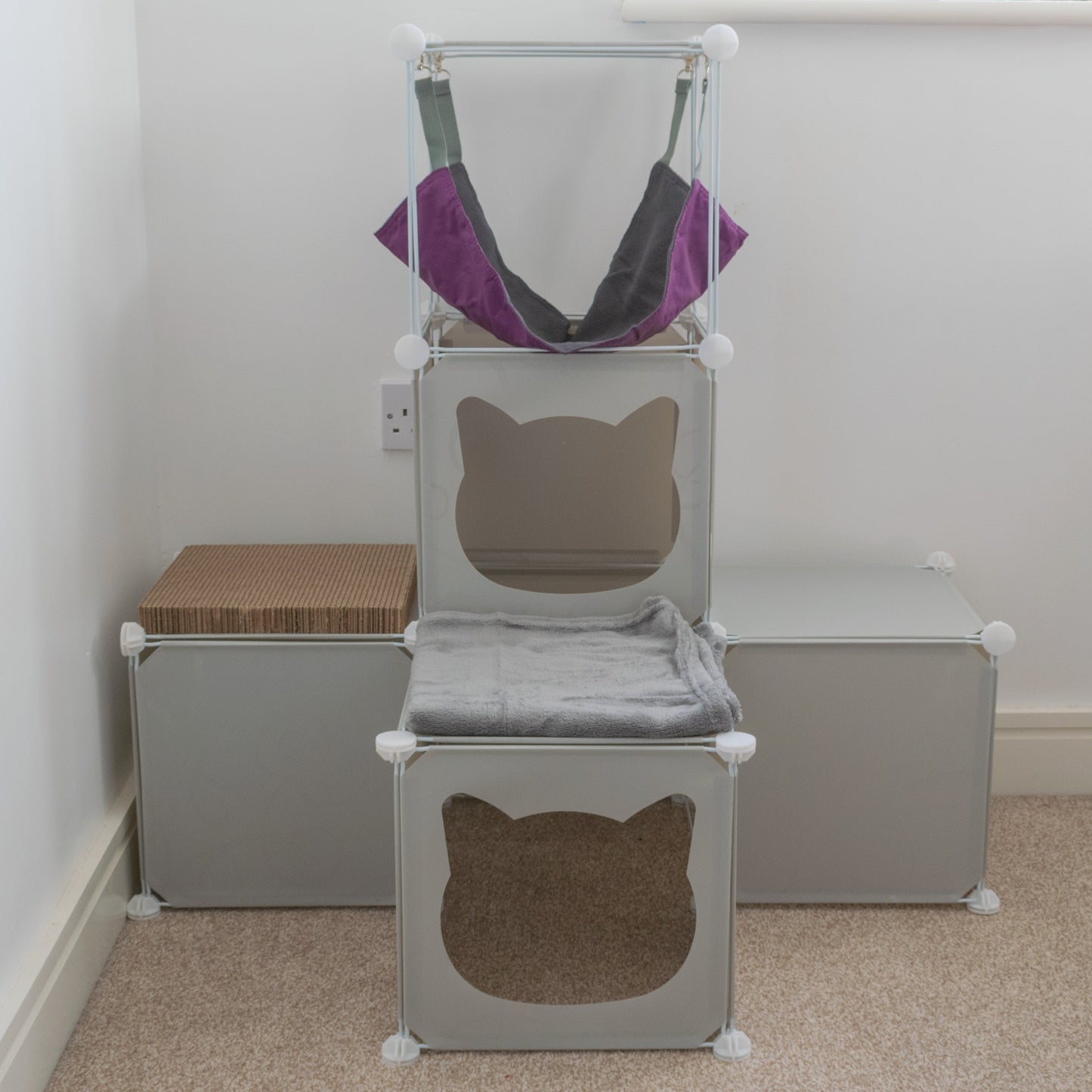 Kitty Cubby Cat Cube Play Tower MIDI Weatherproof Cover Pet and Pond Supply