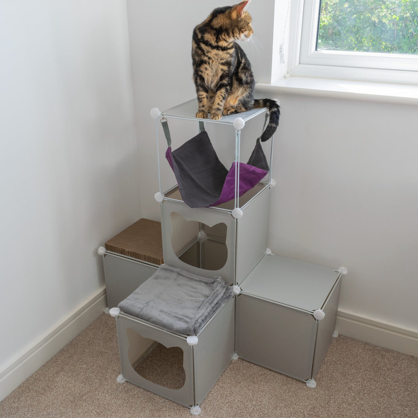 Kitty Cubby Cat Cube Play Tower MIDI Weatherproof Cover Pet and Pond Supply