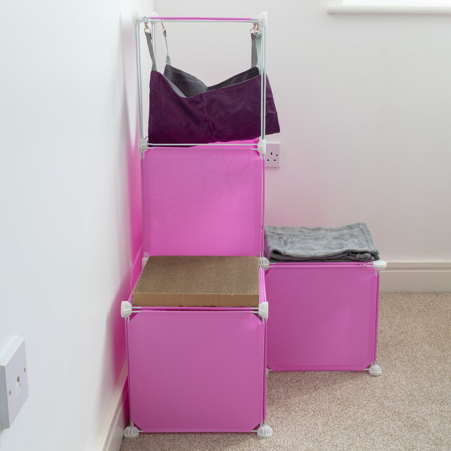 Kitty Cubby Cat Cube Play Tower MIDI Weatherproof Cover Pet and Pond Supply