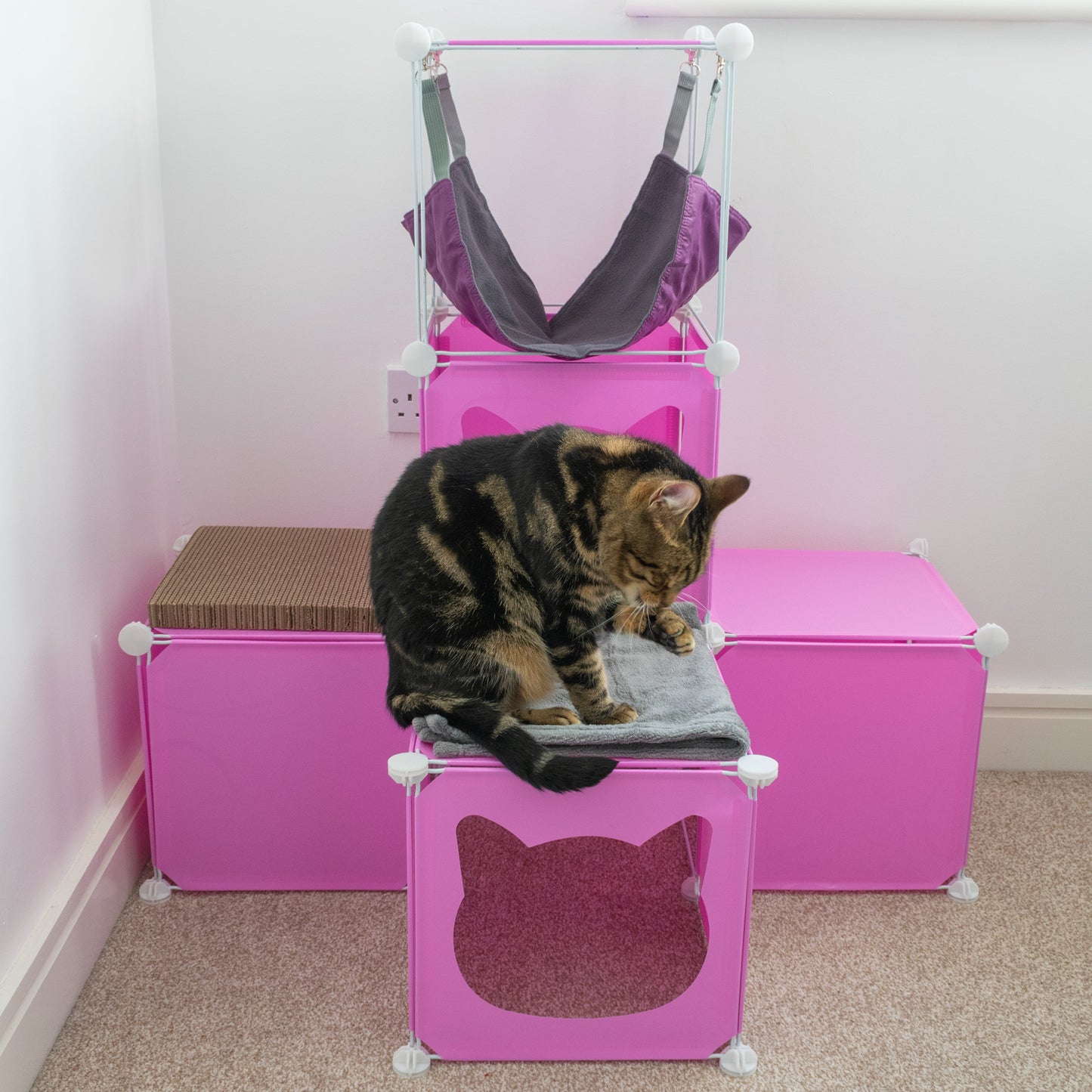 Kitty Cubby Cat Cube Play Tower MIDI Weatherproof Cover Pet and Pond Supply