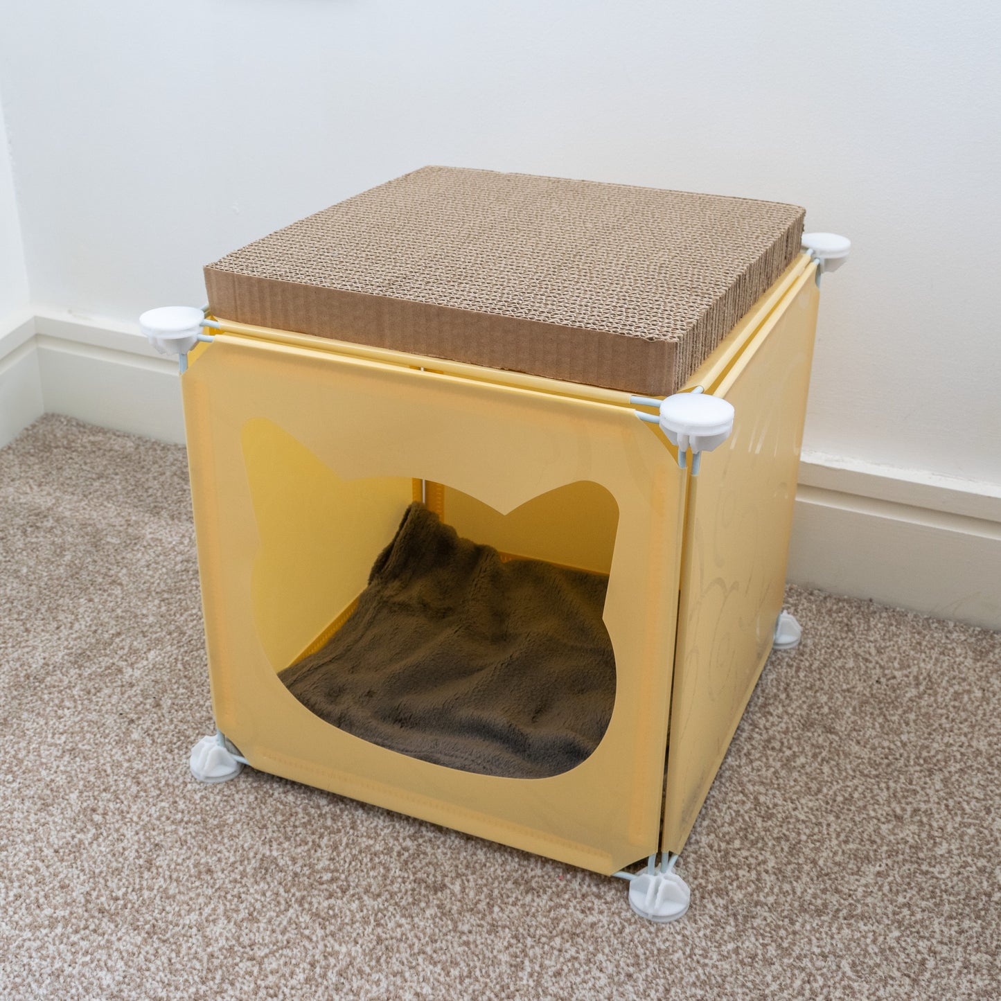 Kitty Cubby Cat Cube Play House MINI Weatherproof Cover Pet and Pond Supply