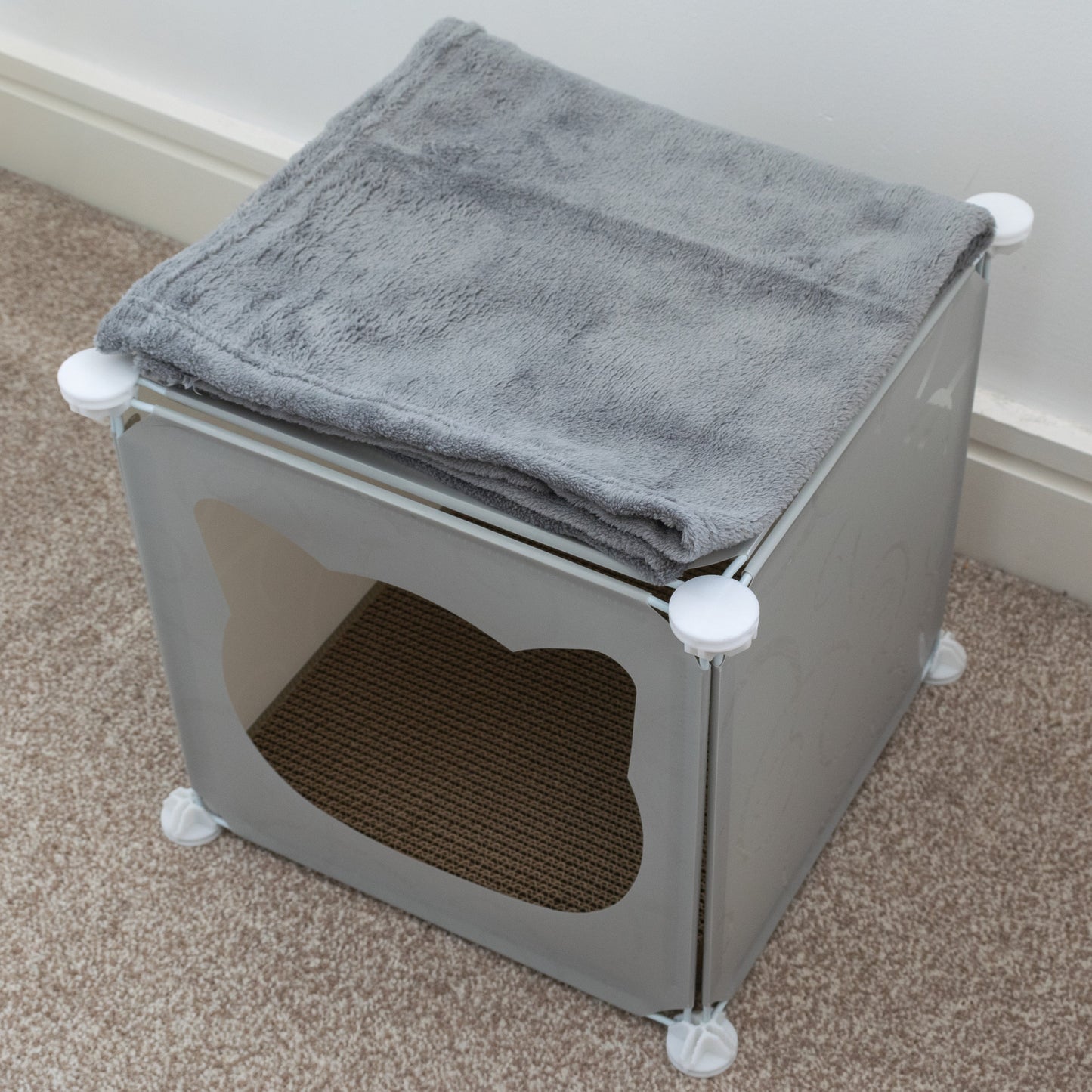 Kitty Cubby Cat Cube Play House MINI Weatherproof Cover Pet and Pond Supply