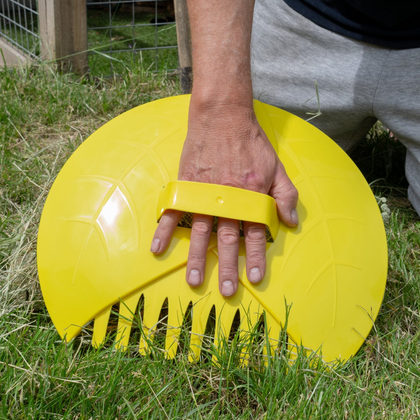 Leaf Grab Garden Cleaning Scoops, Yellow Landscape Fabric DIY Workshop Accessory