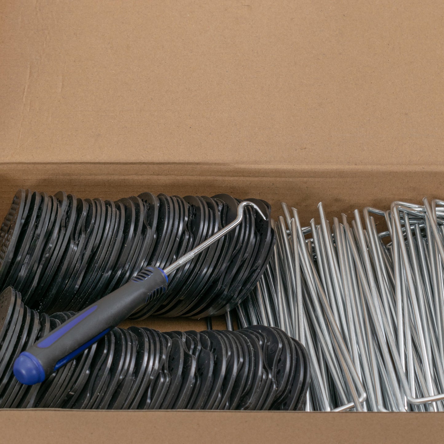 Weed Control Membrane Pegs Buffer Washer, 6in/150mm, Blue Plant Protection Cover