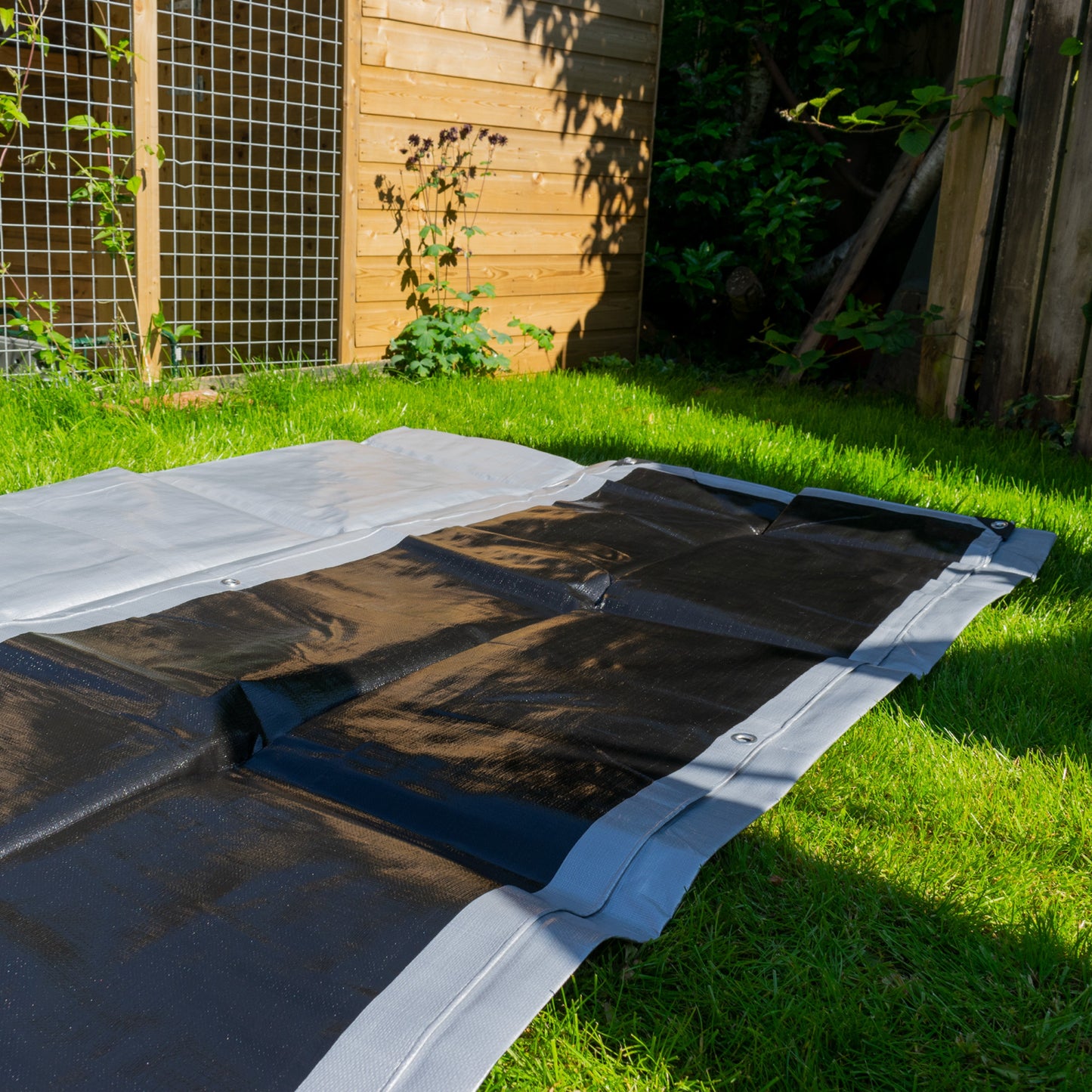 Silver XL-Grade Tarpaulin 3m x 5m Waterproof Tarpaulin Cover Reinforced Eyelets