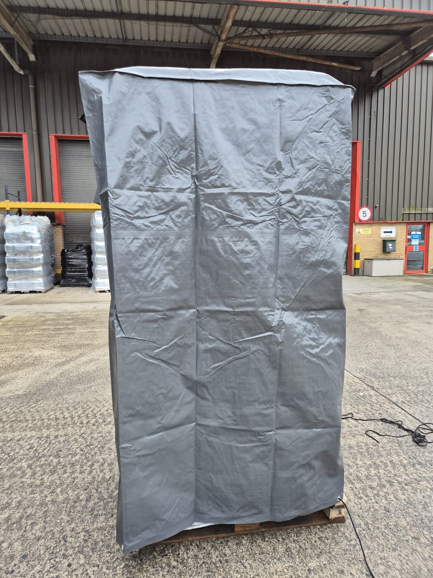 AP Supplies Pallet Bag Covers SMALL 1.3M x 0.9M x 2.2M