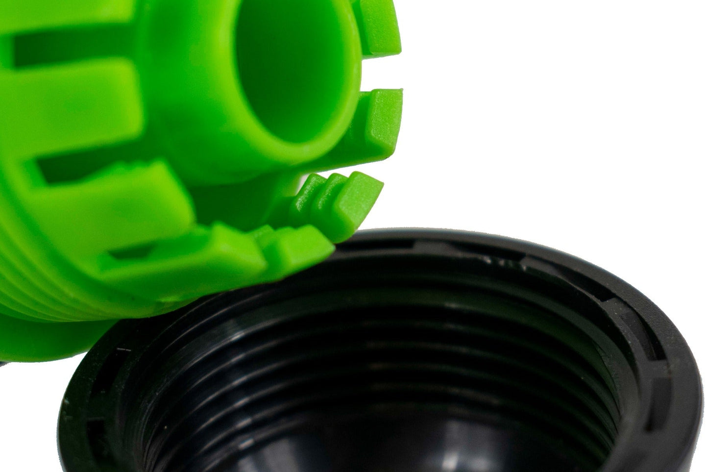 Female Hose Connector, 1/2in or 5/8in Hose, Green for Drip Irrigation Fitting