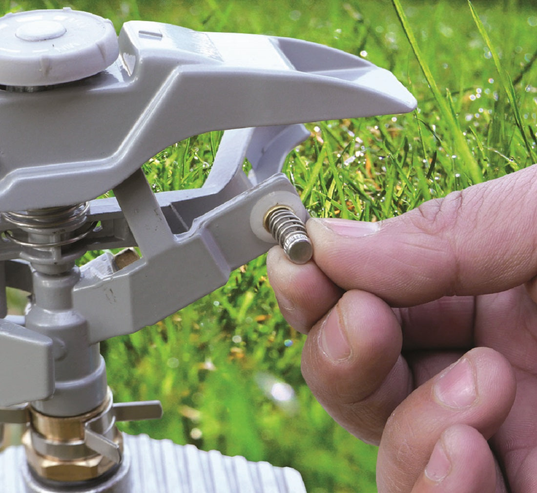Pulsating Lawn Sprinkler - Triton White Line Garden Hose Pipe Garden Watering
